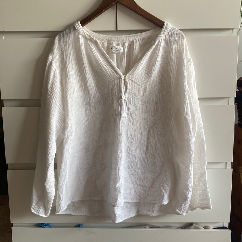 Light linen top white